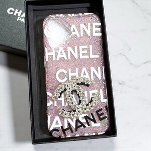 Iphone 16 Iridescent Rhinestone Detailed Phone Case